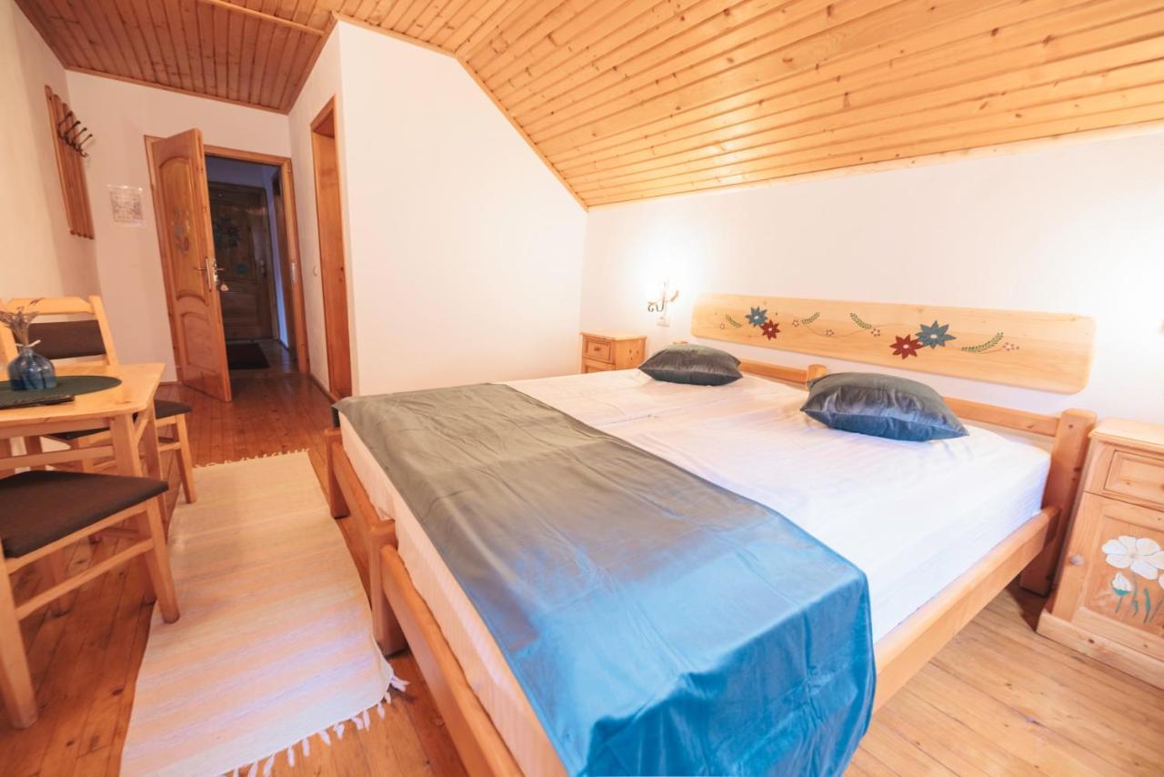 Pensiunea Piatra-Craiului Zărneşti Bagian luar foto
